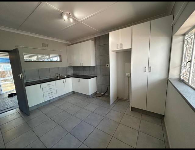 4 BEDROOM HOUSE FOR SALE IN CASON
